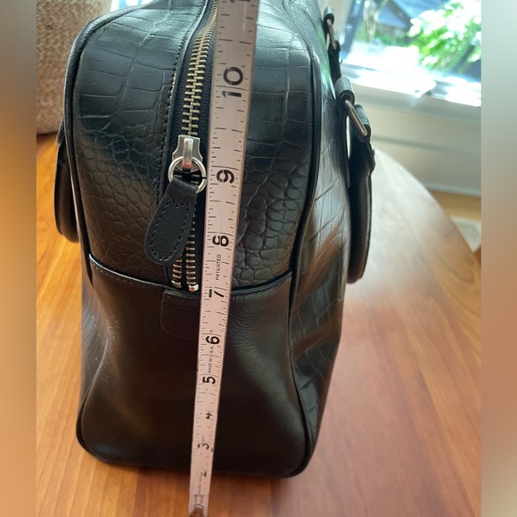 COPY - Maxx New York Doctor Bag Style Croc Print Leather Purse - Picture 6 of 9